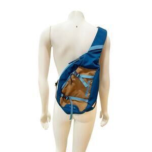 Patagonia Atom 8L Sling Bag Big Sur Blue Brown Bag